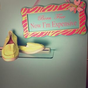 AEROPOSTALE SLIP-ON SHOES•Size 7•