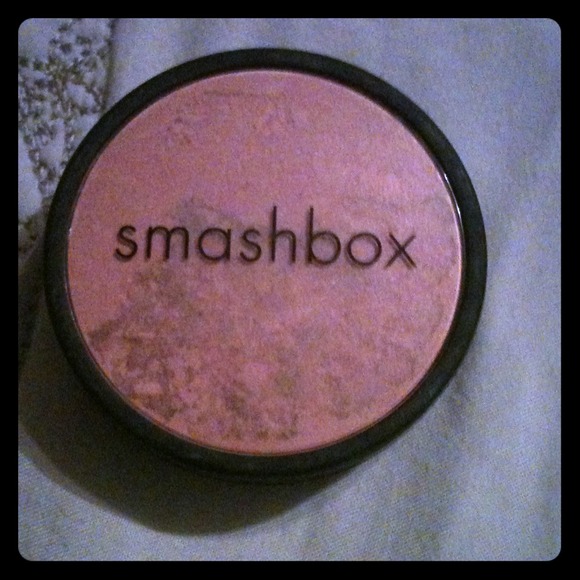 SOLD BUNDLE Smashbox soft lights illuminate powder
