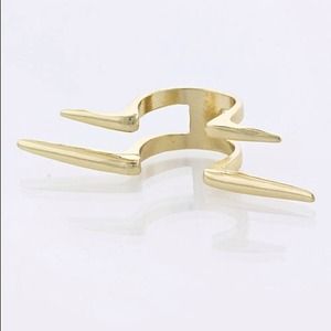 Spike Ring