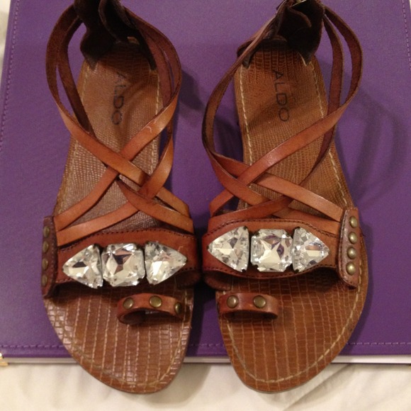 ⛔SOLD⛔ ALDO brown leather studded sandals