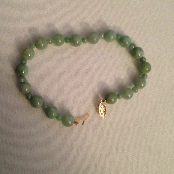 14k Gold Jade beaded Bracelet