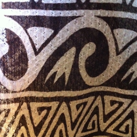 🚫Sold🚫Brown & Tan Tribal Tank Top - Picture 2 of 2