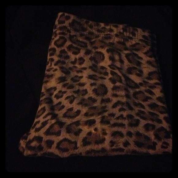 Size M cheetah leggings