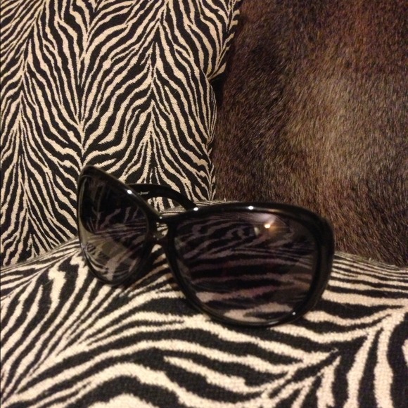 ♥SOLD♥Authentic Juicy Couture Sunglasses
