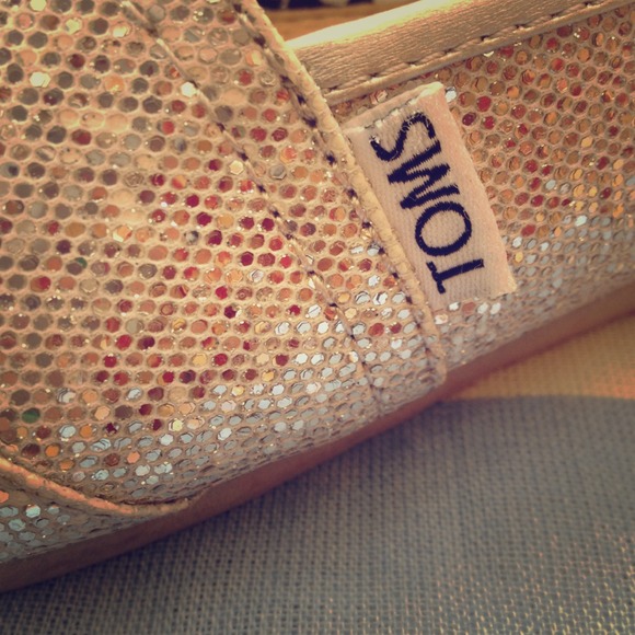 Silver toms