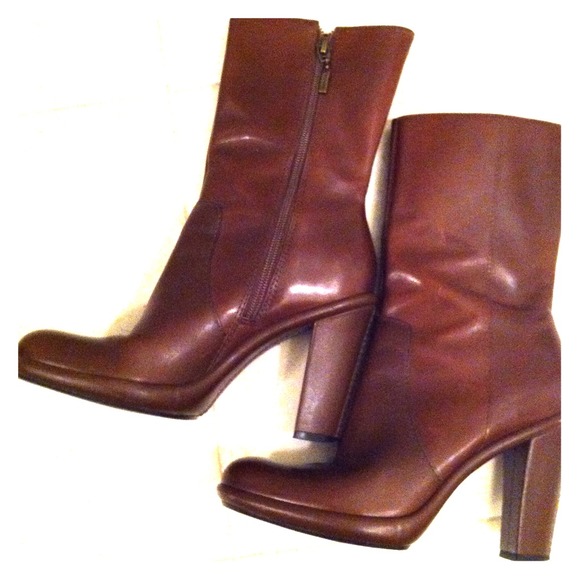 Tommy Hilfiger Shoes - Brown leather boots
