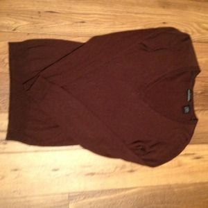 Long sleeve v-neck sweater