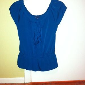 Cute Gap Shirt only worn once!