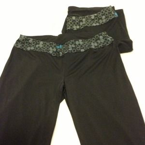 Sold!!!2 pairs of Old navy black exercise pants