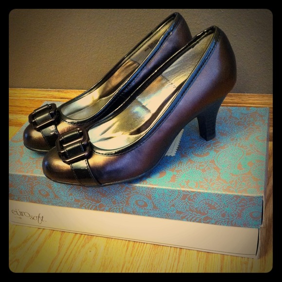 REDUCED Eurosoft Heels