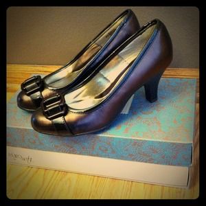 REDUCED Eurosoft Heels