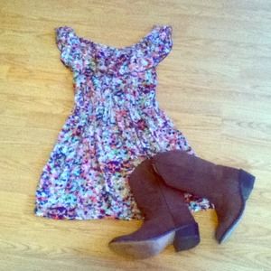 •BUNDLE• Two Dresses and Leaf Necklace!