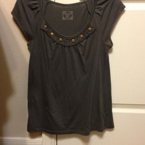 Grey bolted top