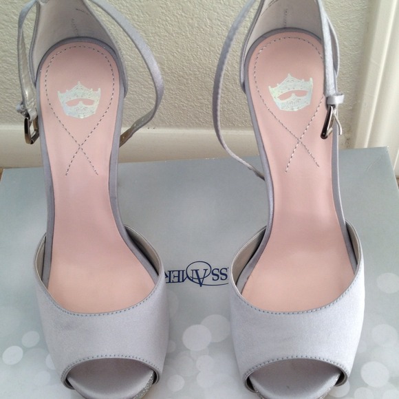 Miss America blue ice heels