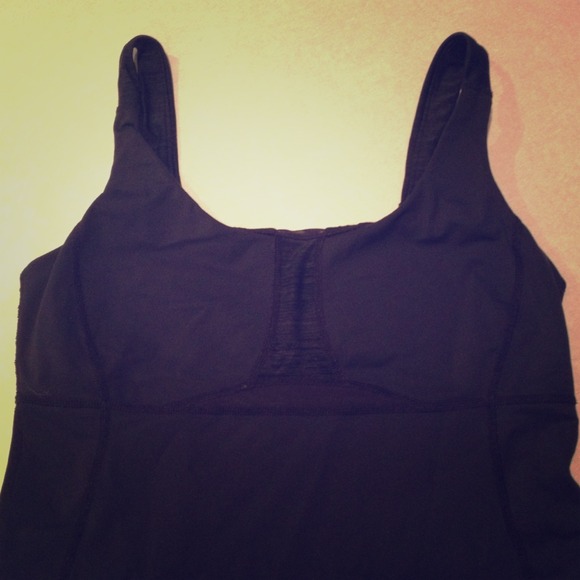 SOLD**Black Lululemon Tank with mesh back
