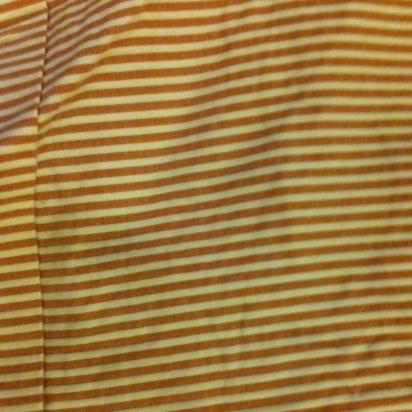 Shorts - Picture 3 of 3