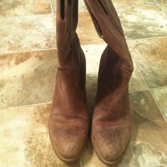 Jessica Simpson boots