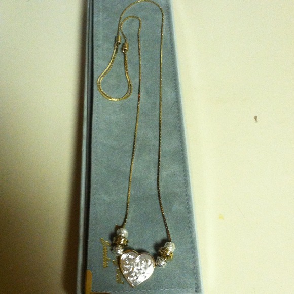 Adjustable Montana Silversmith necklace