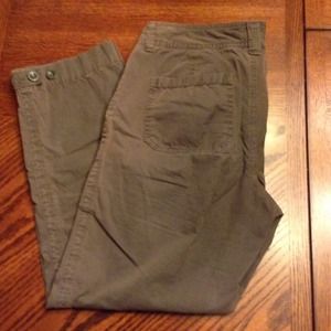 💥Sold in Bundle Old Navy Army green pants💥