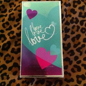 Bath & Body Love Love Love