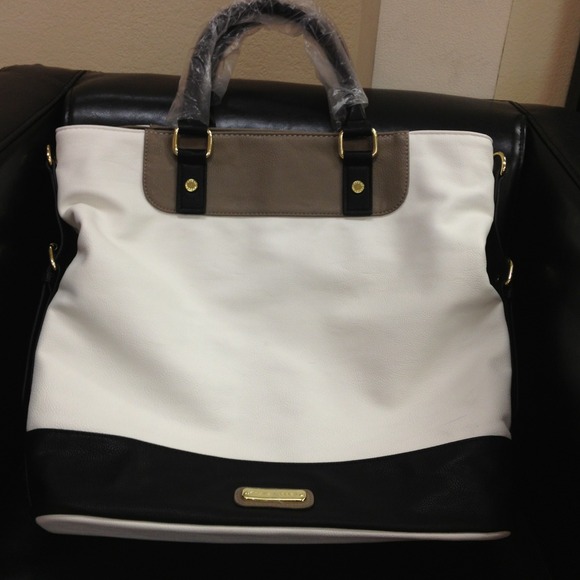 💢REDUCED💢STEVE MADDEN TOTE