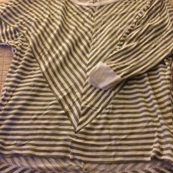 3/4 length striped tee - Picture 2 of 2