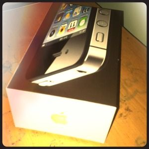 iPhone 4 : black