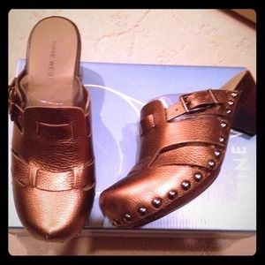 🌀Nine West Clogs🌀
