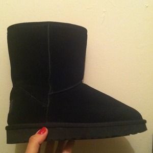 Black boots