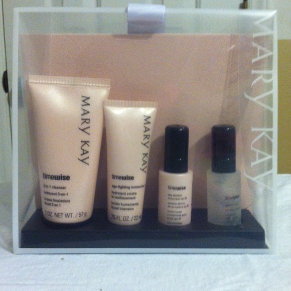 Mary Kay Timewise Trial Miracle Set