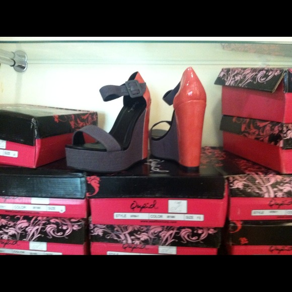 Katrina by qupid! Wedge sandal - Picture 2 of 2