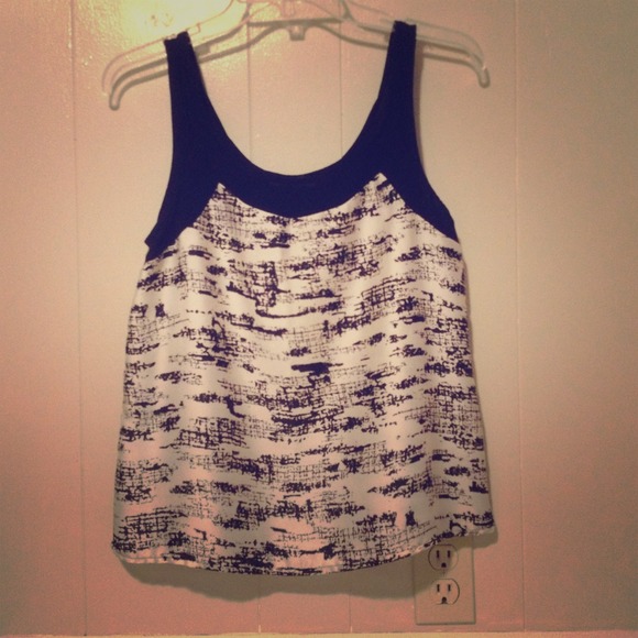 Cute top!