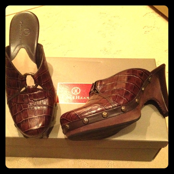 ⚡Cole Haan clogs⚡