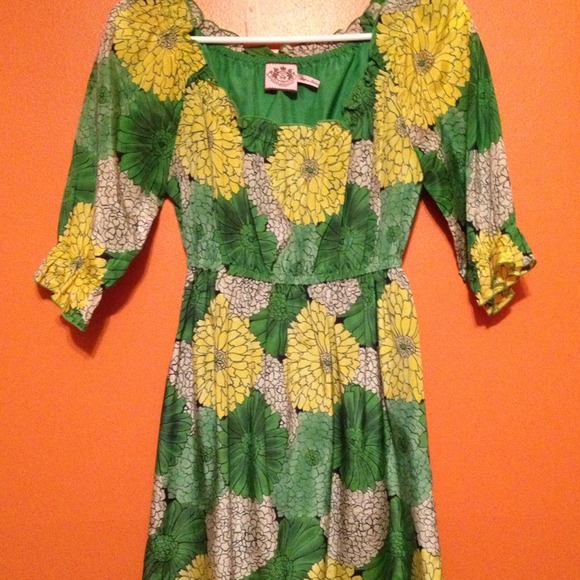 SOLD- Juicy Couture-Perfect Spring Dress