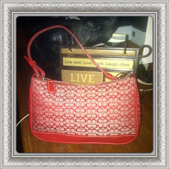 💢sold in bundle💢 Red Coach Bag