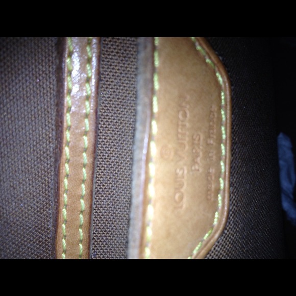 Sold REDUCED Authentic Louis Vuitton - Picture 3 of 4
