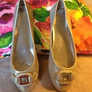 Brand new Gold flat shoes