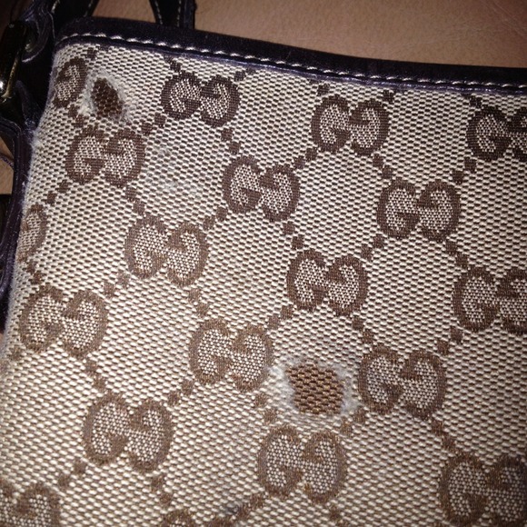 Authentic Gucci - Picture 2 of 3