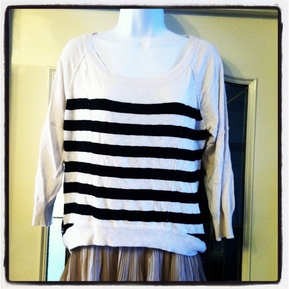 vintage stripe sweater crochet on the back