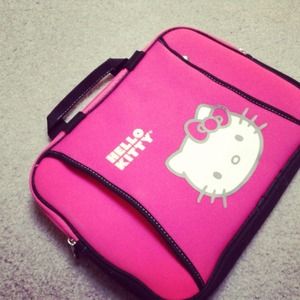 Hello kitty bag for laptop never used