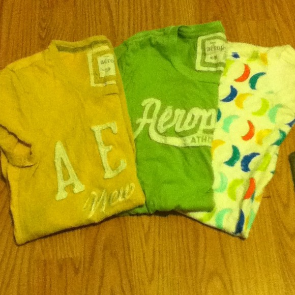 Super cute tee-shirt  bundle!