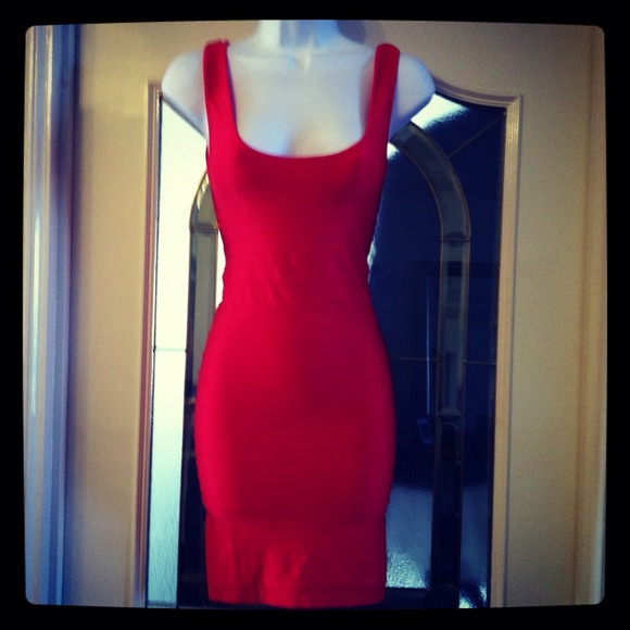 Sexy bandage fitted dress from Bebe - Picture 1 of 2
