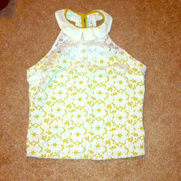 Lacey top