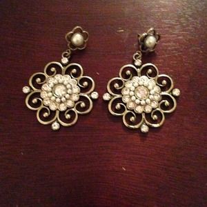 Chandelier earrings, toe ring, turquoise earrings