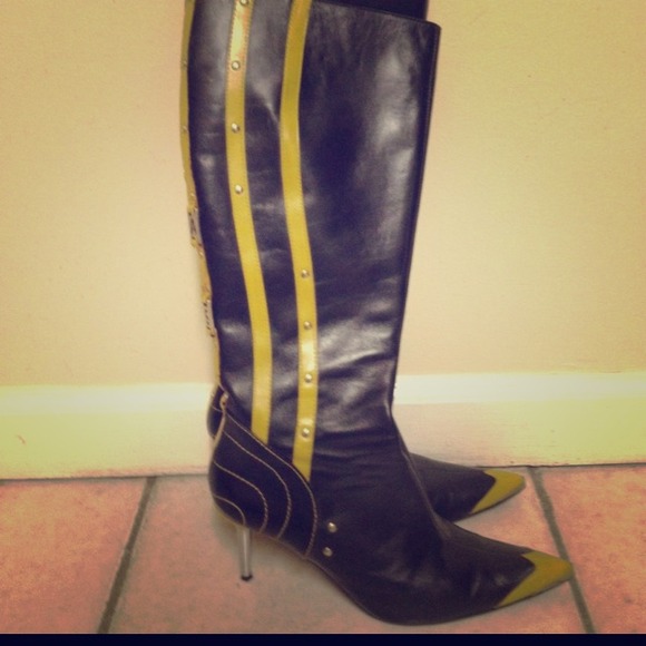 Black leather pointy stilleto boots size37