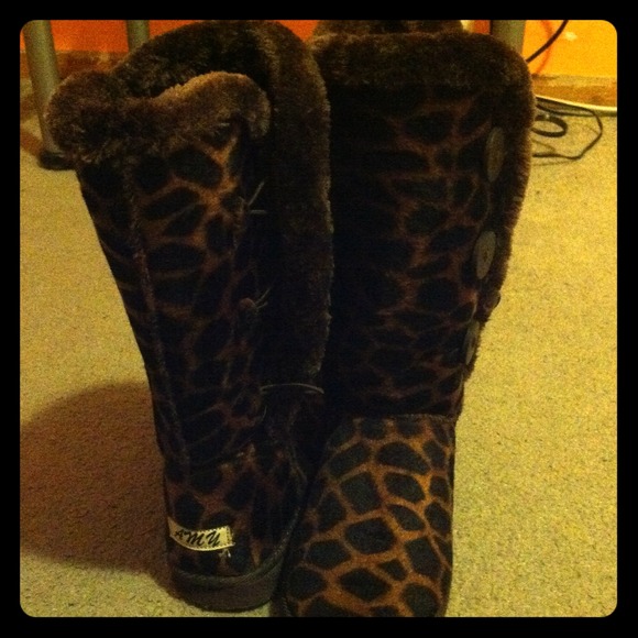 "Amy" boots