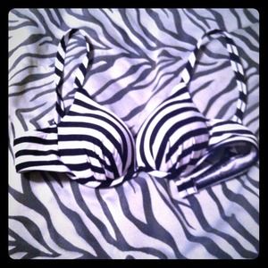 ❌Reserved @tlowe00❌👙&jacket