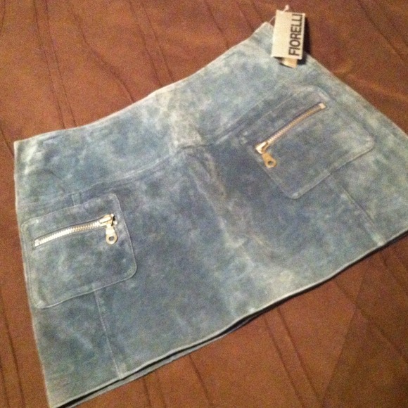 New w tags SUPER HOT blue grey suede mini skirt