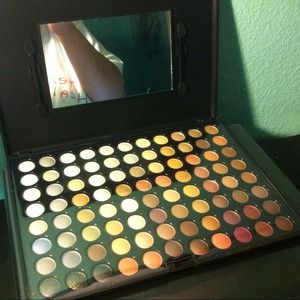 Makeup palette!