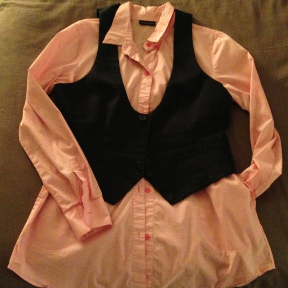 Pink and white stripped NYC button up w/ blue vest